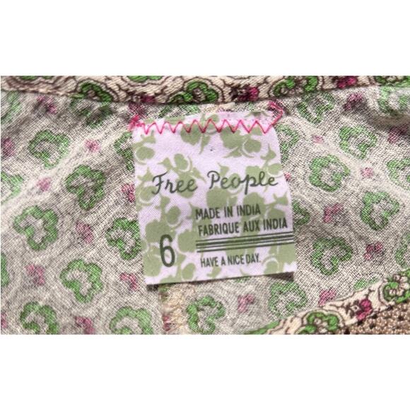 Free People camisole style multi-colored top, women's size 6 - Picture 3 of 7